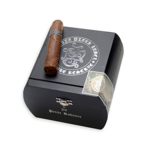 Tatuaje Black Petit Robusto (20)