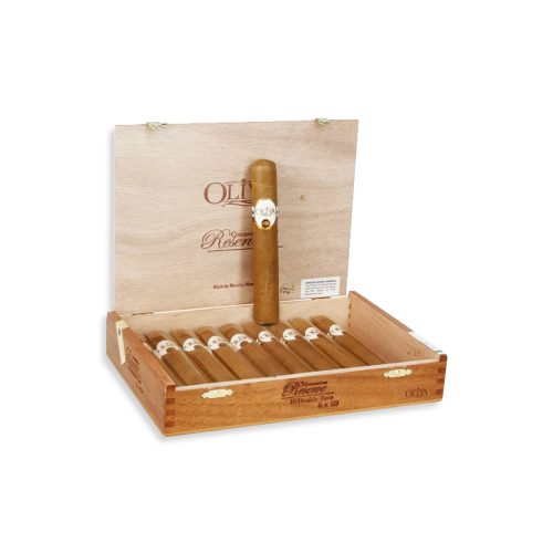 Oliva Connecticut Reserve Double Toro (10)