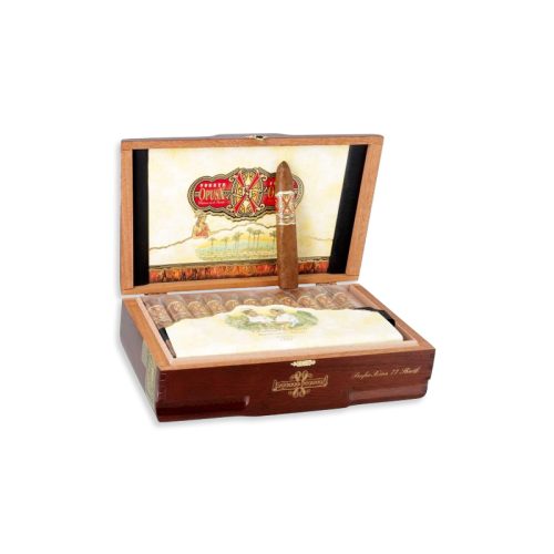 Arturo Fuente OpusX PerfecXion 77 Shark (32)